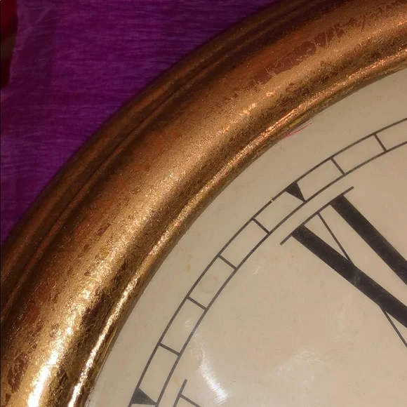 Clock - Picture 4 of 4